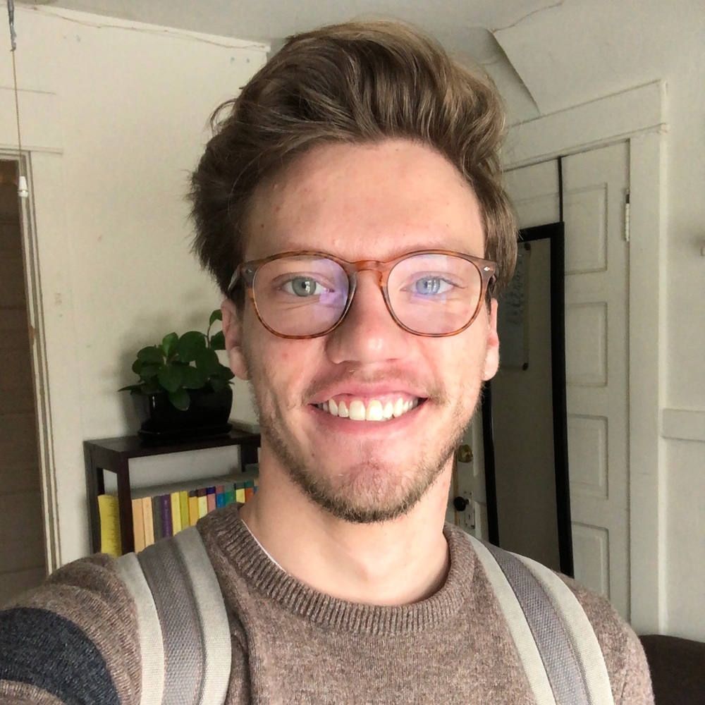 Meet your Posher, Aaron